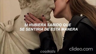 I should've kissed you-One Direction (Sub.Español) (sped up)