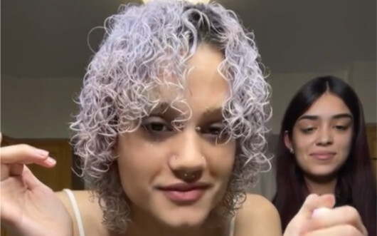 Kakak laki-laki/perempuan dengan gangguan bipolar (Episode 16) Lama tidak bertemu, sangat merindukan