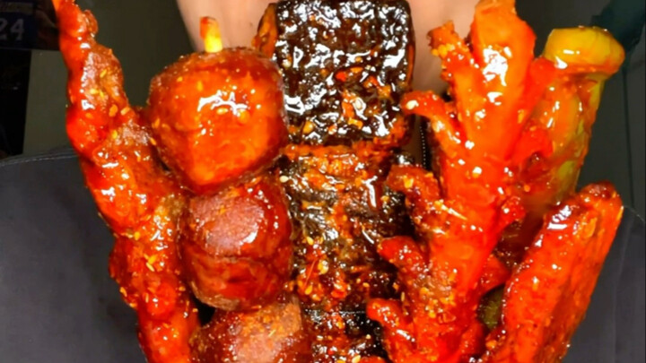 Barbecue, sweet and sour pork chops, braised pork, fish‑fragrant shredded pork, crispy pork belly—so