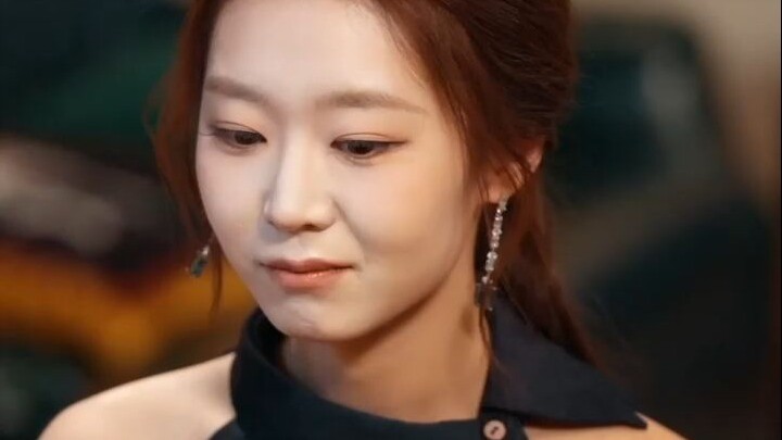 The Real Rich Girl from the Villain Village (13)