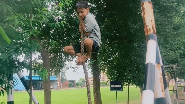 Indian Kids Climbing rope 🪢 with his father Observation Rope climbing Indian Kids