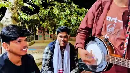 পয়সা দিয়ে যে প্রেমিকা কিন্তে পাওয়া যাই গান ❤️