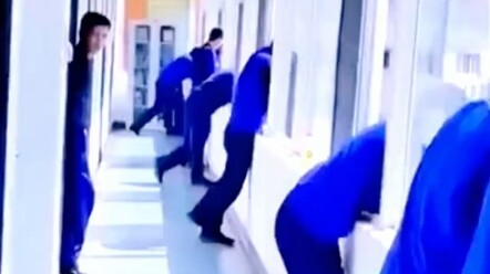 พร้อมกับเสียงอุทาน “โว้ยยย!” จึงตัดสินใจกลับมาจัดการมันให้ตายไปเลย…～