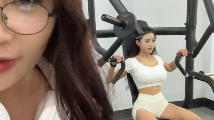 女孩子建立友谊 只需要三秒