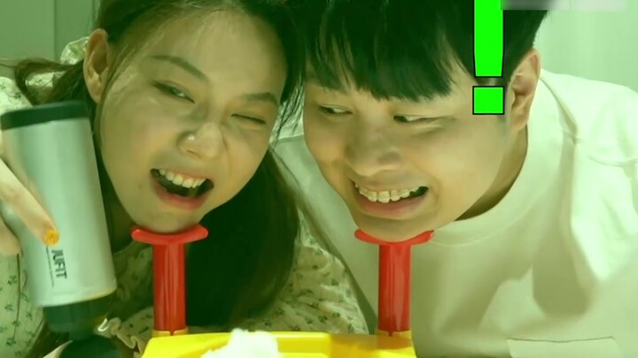 โอเค โอเค นี่คือวิธีที่เราจะเล่นเกมใช่ไหม? - -