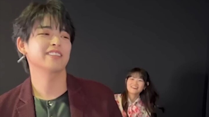 الدعم اللطيف من كي بودونو شو، صوت دوون جون، في أغنية Sweet Magic، ومن ساوري هاميني، صوت كينوشيتا أني