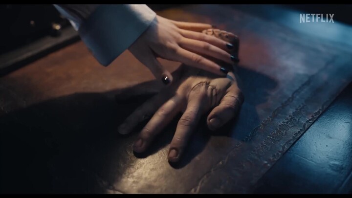 [Trailer | Chinese Subtitles] Wednesday Addams vs. Thing