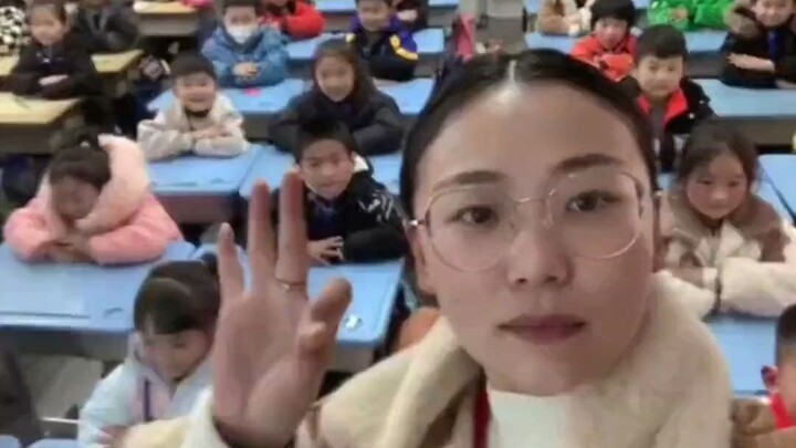 Ineffective Class Management vs. Effective Class Management