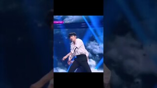 Taehyun performing opening sequence #kangtaehyun #taehyun #txt #txtmoa #txtshorts #moa