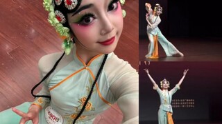 Tari Klasik Tiongkok "Mimpi Musim Semi Boudoir" Versi Kelas