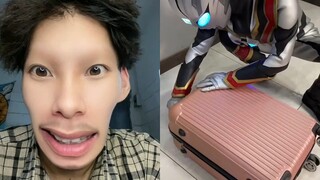 Ultraman đã bị đuổi ra ngoài!