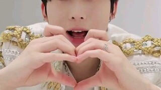 but ang cute mo!! sunoo🥰🥰