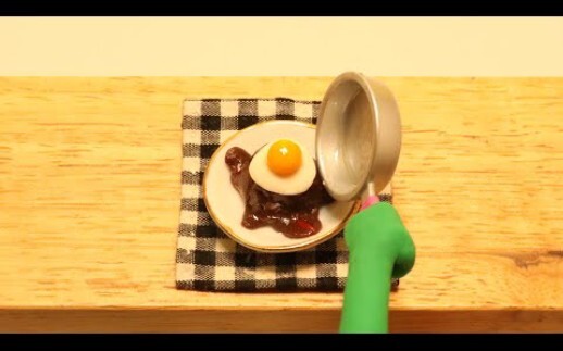 [Animasi stop-motion tanah liat] Steak yang sedikit lucu dan sedikit imut