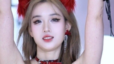 โชว์โรดโชว์เงียบๆ ตำแหน่งเหมิงเจีย มีเสาที่มั่นคงกว่านี้ให้ฉันคว้าไหม