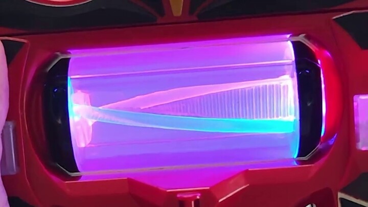 [Ultimate transformation] The lights can rotate! This is what Geed UR is all about!