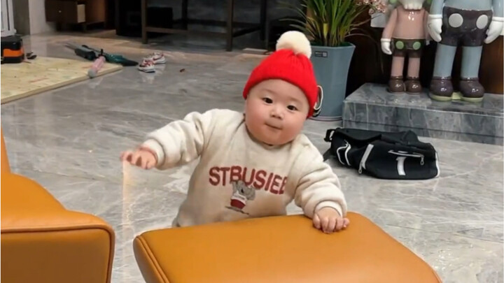 What makes a one-year-old’s gaze so unwavering!