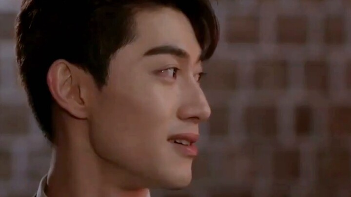 Bos chaebol x ibu tunggal "Aku ingin jadi ayah anakmu supaya kamu nggak perlu kerja keras. Aku bisa 