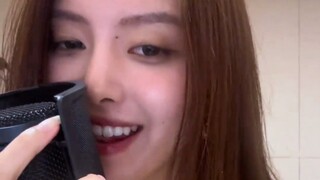 Zhou Luoxi from the Chinese entertainment RED girl group covers G-Dragon and CL The Leaders' rap! So