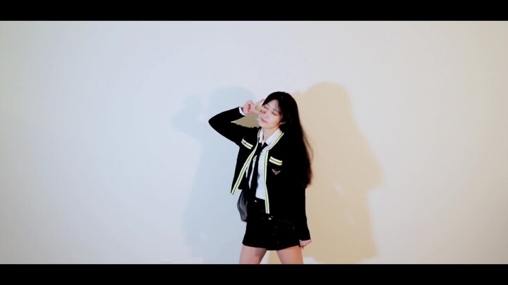 Ju Jingyi-Love in Crisis Part 1