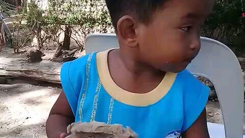 batang matakaw, di  naman tumataba.