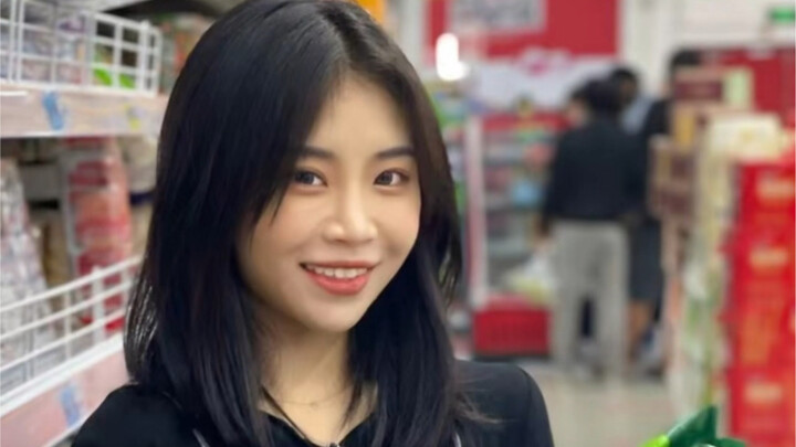 หลี่ต้าโถว: วันนี้มีอะไรใหม่ๆ มาให้ทุกคนดูกัน!