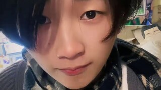 When the second dimension brought Gu Zi to school... I was sweating profusely