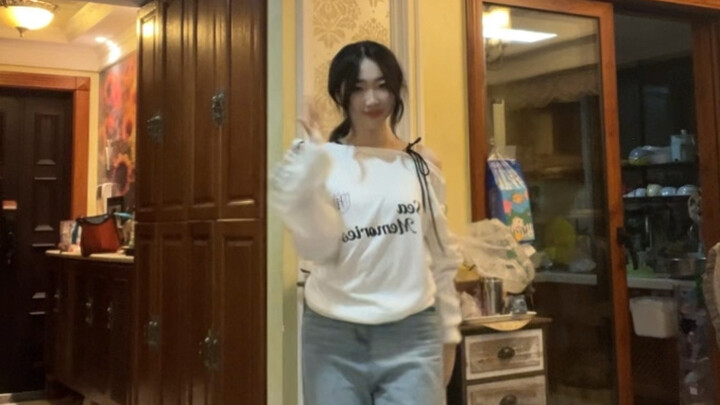 رقصة ترقيعية لطلاب الصف الثالث الثانوي على أغنية Dejavu (امتحان بداية العام كاد يقتلني…)