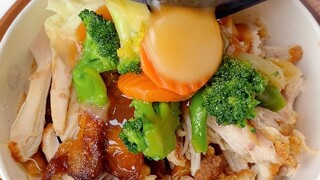 Saya bersedia menyebutnya nasi paling enak di KFC!