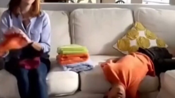 POV: Làm thế nào để con bạn ngoan ngoãn, không quấy khóc