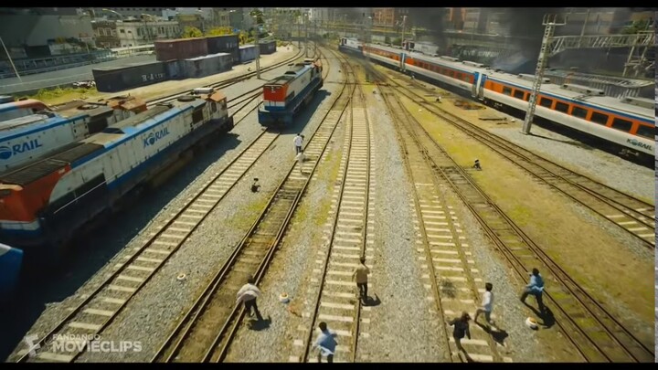 Train to Busan (2016) -  Escape Scene