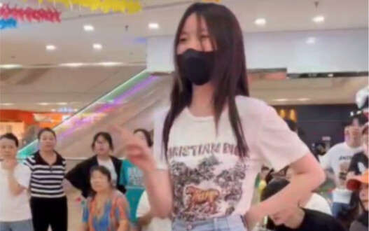 【เฉิน Zhuo Xuan】เฉิน Tsai Tsai กลับมาเต้นเพลง “ระวังความหล่อระดับ A ข้างหน้า” และ “เธอสำคัญที่สุดสำห
