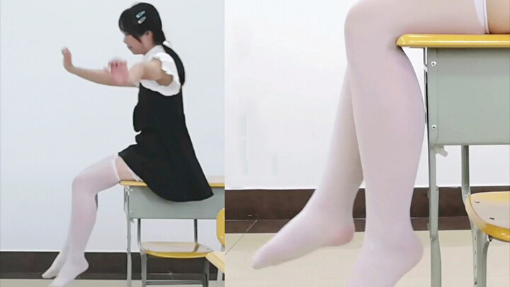 House dance|Nhảy Fujiwara Chika dance trong phòng học trống