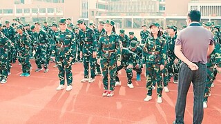 学霸挑战教导主任，一小时就解决了历届难题