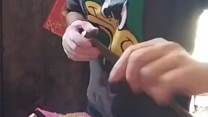 这香一点，佛祖眼都睁不开了“噗”