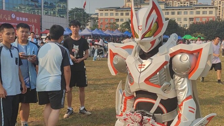 When I put together a Kamen Rider set and participated in the school sports meeting...