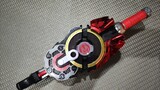 Kamen Rider geats, Kamen Rider khẩn cấp đai cáo đã có ở đây, một thay đổi nhỏ trong quy ước