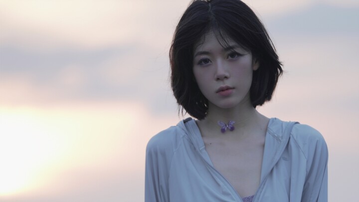 ฉันเต้นรำกับตัวเอง เพื่อคารวะความเหงาที่มอบอิสระให้ฉัน