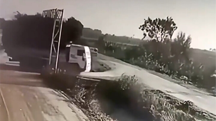 Chuyện này mà đưa vào chương trình “Đi gần khoa học” thì đủ làm ba tập luôn! Cách xử lý của anh tài 