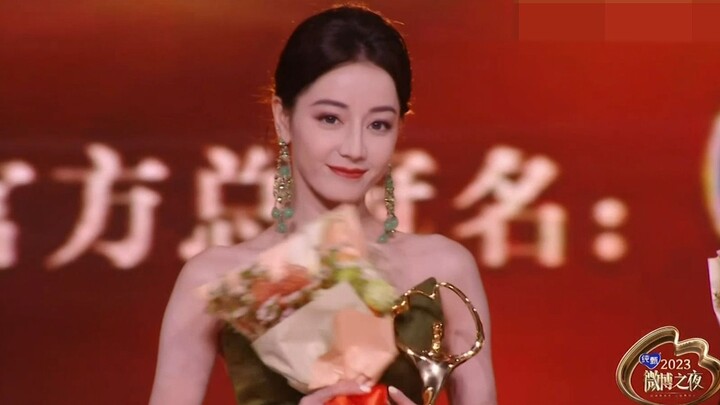 You’re still You Ba Jie—no sooner do you show up than you hit the trending charts!