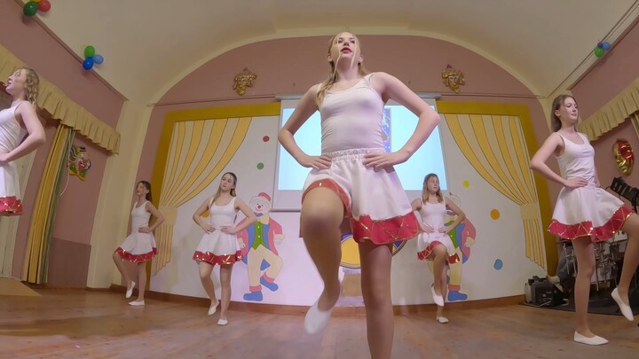 Mối ràng buộc của Đức Quốc‖Thiếu nữ Áo