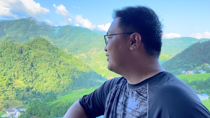 Một số người nói rằng lý lịch của tôi là giả, nhưng hôm nay điều đó đã được xác nhận.