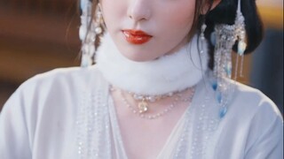 Ternyata ada seseorang yang wajahnya dijahit 7 kali, tapi tetap terlihat dua kali lebih cantik! Keca