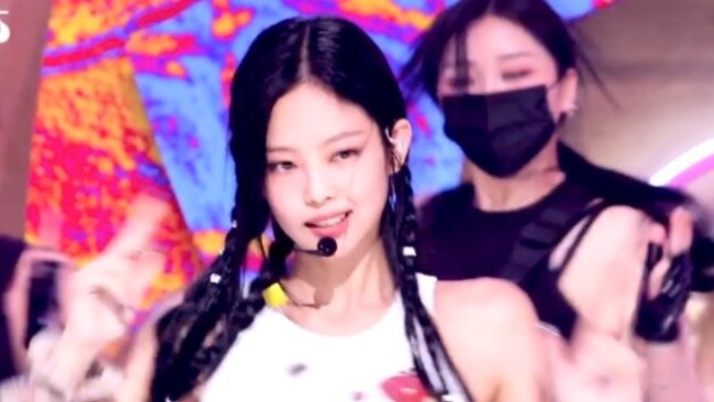 [Jennie Straight Shot] Jenny tells you how to manage your facial expressions