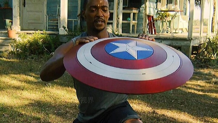 Soldier Winter: Aku udah pusing banget nih, perisai sama baju perang baru udah kupersiapin buat kamu