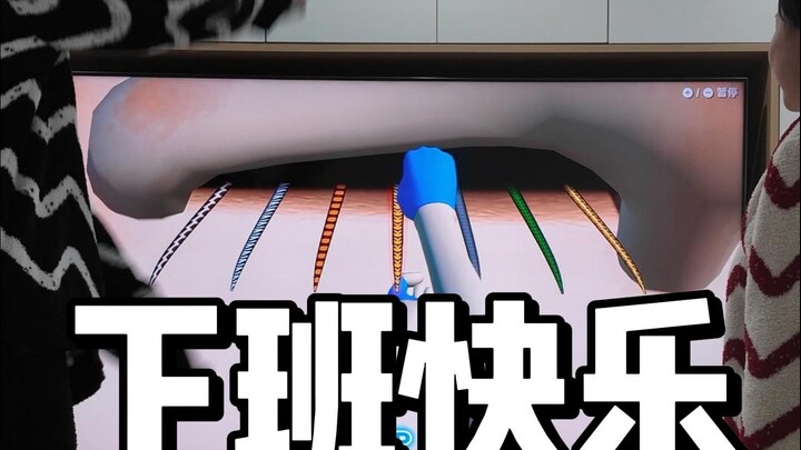 Niềm vui lớn nhất sau giờ làm: Cùng đồng đội chơi một ván cờ bay cảm ứng chuyển động!