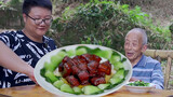 The Famous Dish - Mao's Red-braised Pork: A Recipe with No Soy Sauce