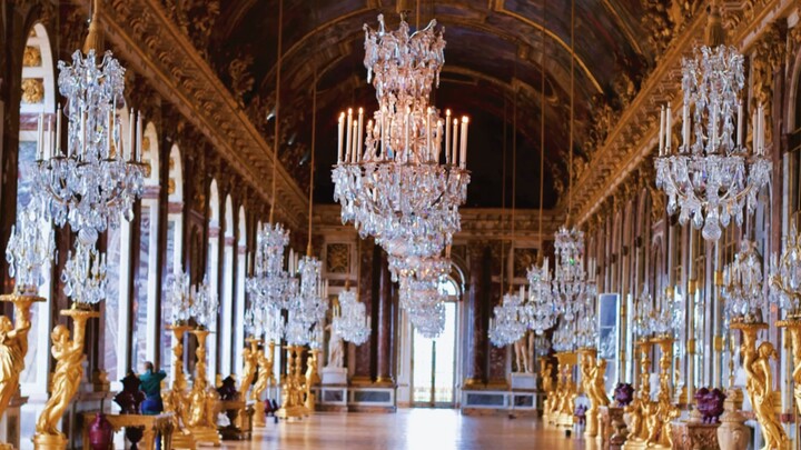 Walking alone through the vast Palace of Versailles feels a bit...versatile, doesn't it?