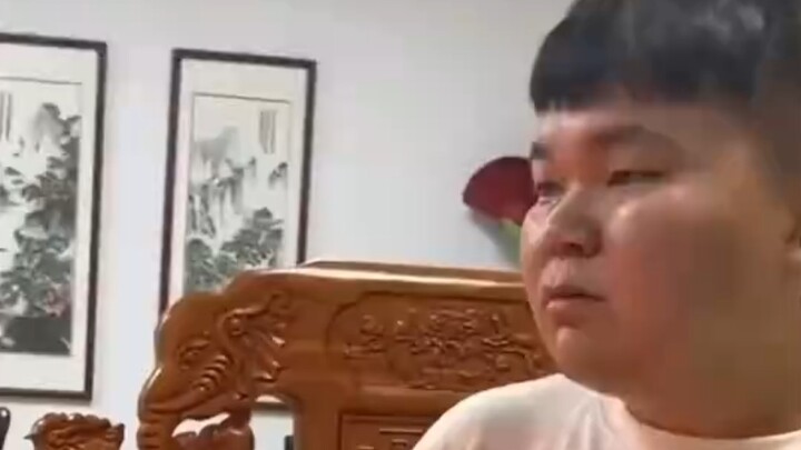 My girlfriend asked me to make a wish on my birthday. The first blow was confusion, the second, desp