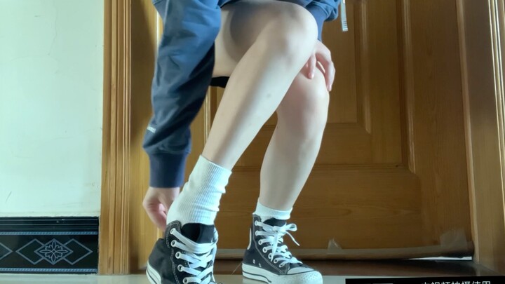 Sepatu kanvas hitam 2