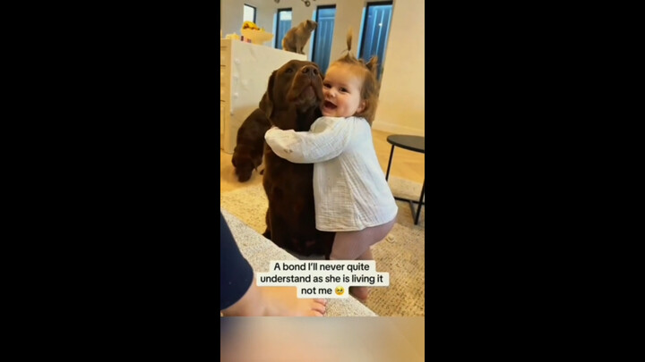 เจ้าตูบมอบความรักทั้งหมดให้กับเด็กๆ